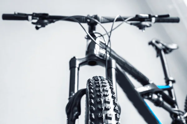 Szczegóły na rowerze koło przednie opony — Zdjęcie stockowe