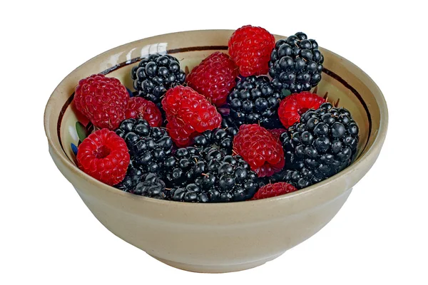 Raspberries blackberries in bowl on white background — Stock Photo, Image