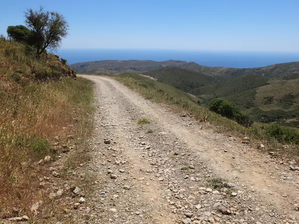 Çakıl Yolu