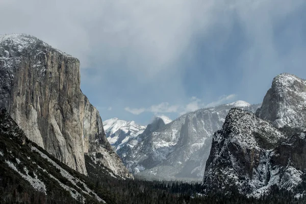 Vista Del Valle Yosemite Temporada Invierno Parque Nacional Yosemite California — Foto de Stock