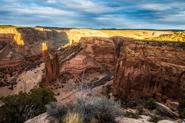 Sunset, Arizona 'daki Chelly Kanyonu Ulusal Anıtı