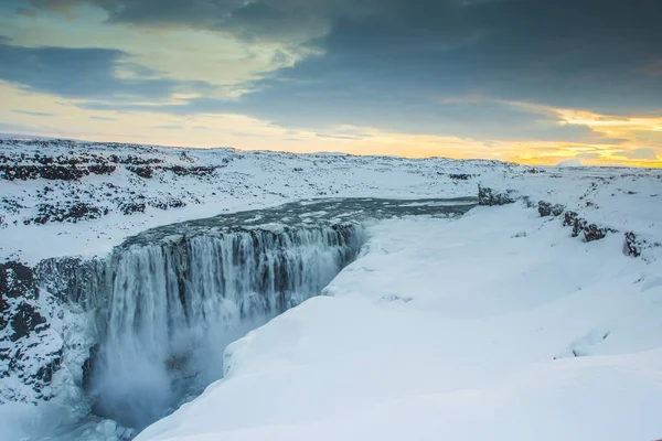 Una Las Cascadas Más Potentes Europa Paisaje Invierno — Foto de Stock