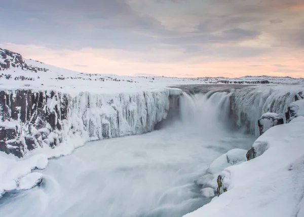 Jeden Najpotężniejszych Wodospadów Europie Krajobraz Zimowy — Zdjęcie stockowe