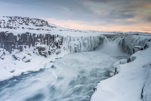 Een Van Machtigste Watervallen Van Europa Winterlandschap — Stockfoto