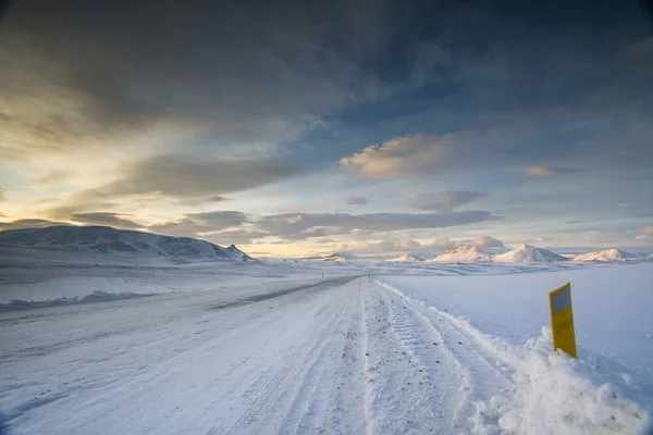 Islandia Góry Lendscae Zimą — Zdjęcie stockowe