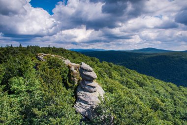 Çek Cumhuriyeti 'ndeki Jizera Dağı.