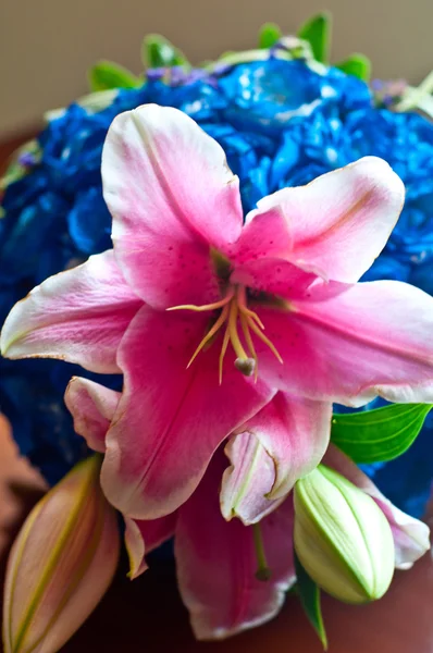 romantik düğün buketi