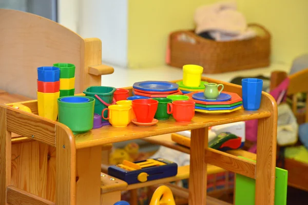 Geschirr aus Kunststoff für Kinder — Stockfoto