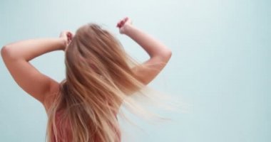 Dans güzel boho moda kız