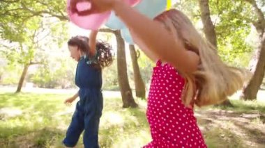 Park Balonlu çocuk dacing