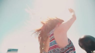 Yolculuğa genç kız