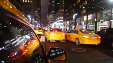 Sarı taksileri Manhattan'da sürüş