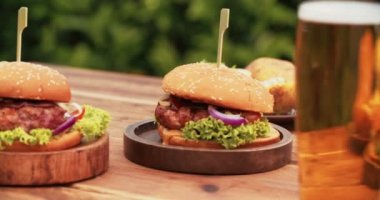 Büyük gurme peynir burger