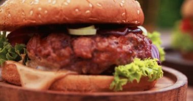 gurme peynirli burger