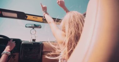 arkadaşlar bir yol gezisi tatil