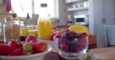 Kase çilek ve meyve