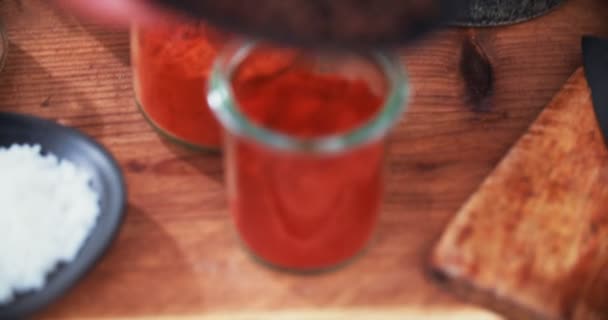 Pork with a mortar and pestle — Stock Video