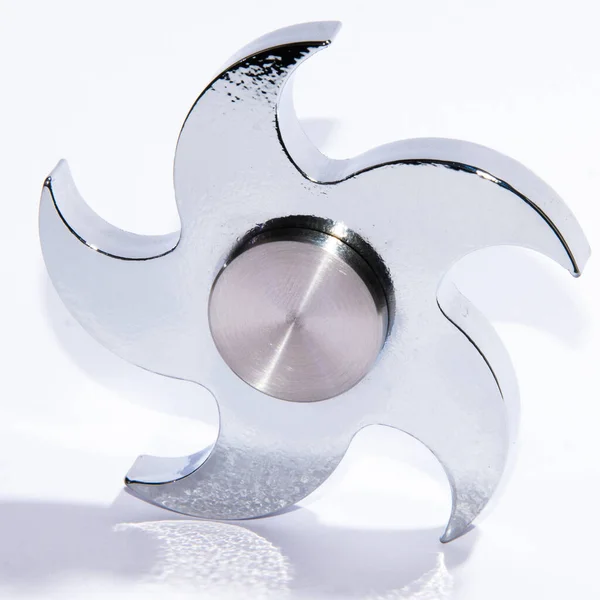 Rahatlamak, stresi azaltmak, oynamak için Fidget fırıldağı 