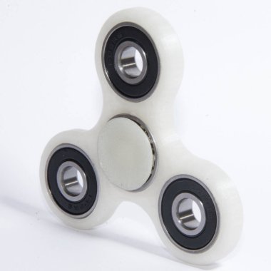 Rahatlamak, stresi azaltmak, oynamak için Fidget fırıldağı 