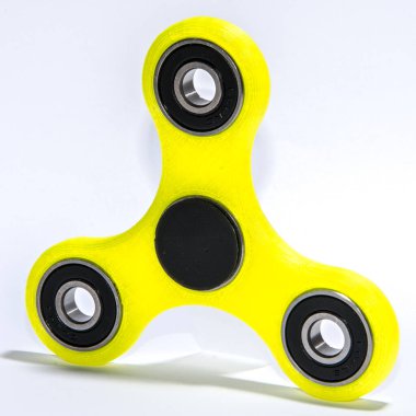 Rahatlamak, stresi azaltmak, oynamak için Fidget fırıldağı 