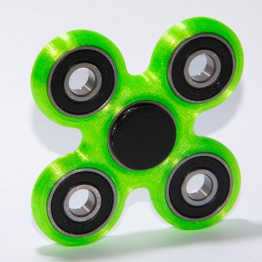 Rahatlamak, stresi azaltmak, oynamak için Fidget fırıldağı 