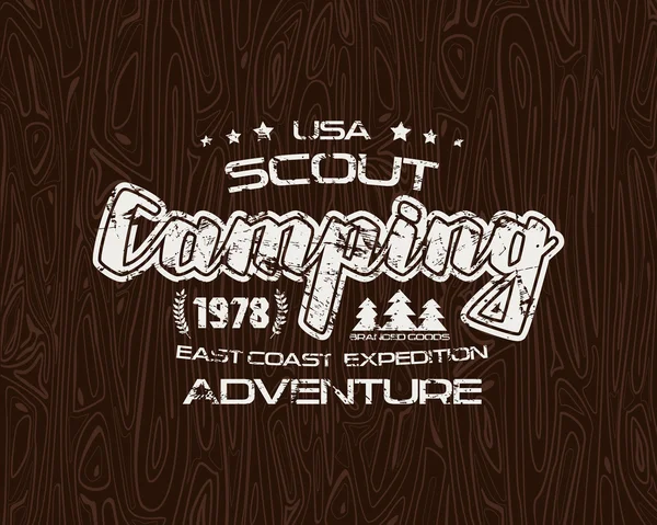 Scout camping emblem with shabby texture — Stock Vector