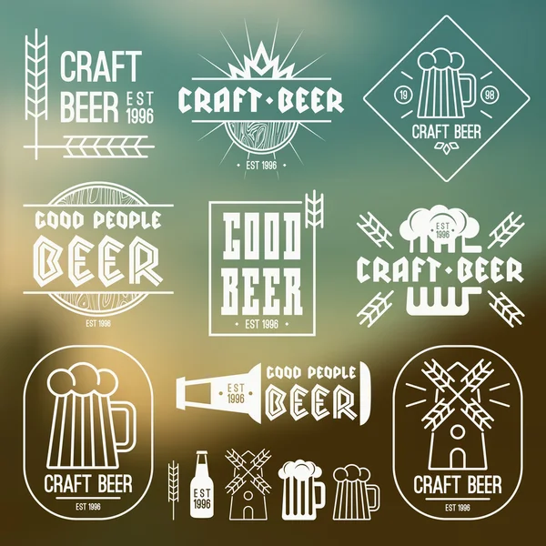 Emblemas de la cervecería artesanal — Vector de stock