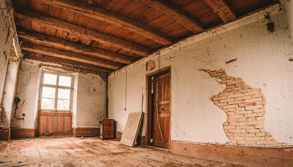 Urbano Eploring Una Antigua Casa Solariega Abandonada Lugar Perdido Con —  Fotos de Stock