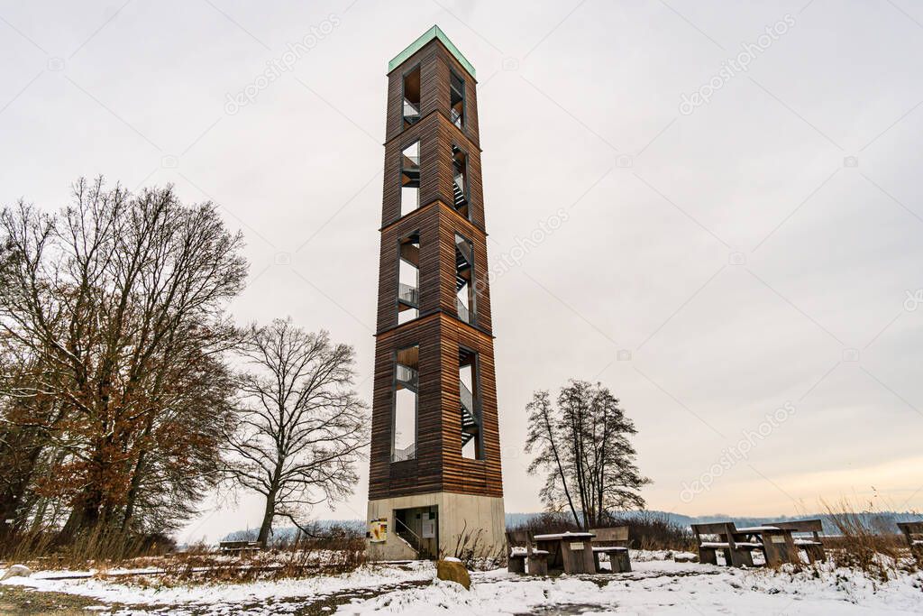 Winter hike through the Pfrunger Ried to the Bannwald Tower near Ostrach in Upper Swabia