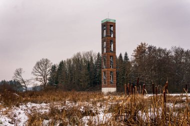 Kış yürüyüşü Pfrunger 'dan başlayıp Yukarı Bataklık' taki Ostrach yakınlarındaki Bannwald Kulesi 'ne kadar uzanıyor.