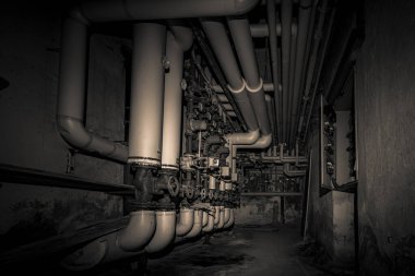 Ürkütücü terk edilmiş sığınma evi bir sürü vandalizm ve grafiti unutulmuş bir hastane kliniği çürümüş bir kayıp yer.