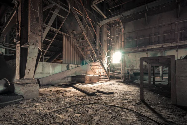 Área Industrial Abandonada Assustadora Com Decadência Natural Chamado Local Perdido — Fotografia de Stock