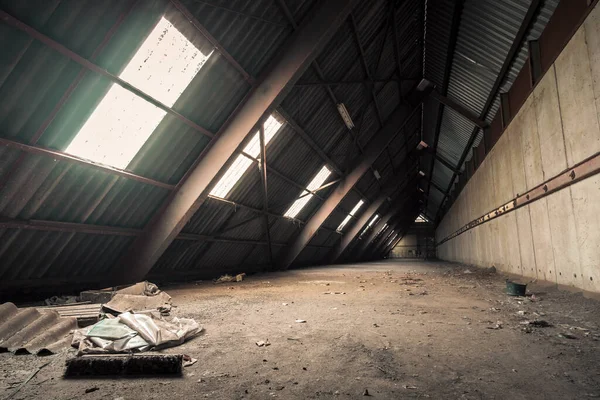 Straszny Opuszczony Obszar Przemysłowy Naturalnym Rozkładem Tak Zwane Zaginione Miejsce — Zdjęcie stockowe