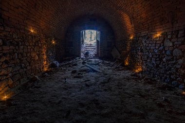 Almanya 'nın derinliklerindeki gizemli mahzenler, tüneller ve sığınak sistemleri