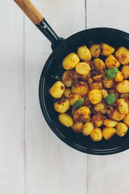 Taze kızarmış organik patates