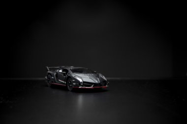 Lamborghini veneno lp750-4 oyuncak araba
