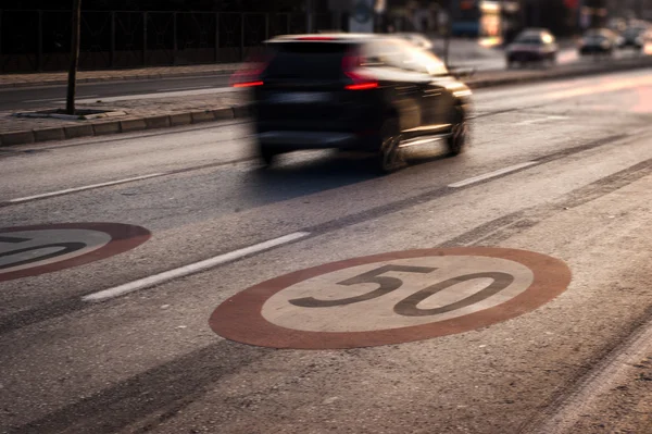 Limite de velocidade 50 — Fotografia de Stock