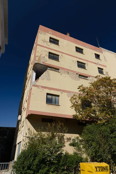 Izmir Turquía Noviembre 2020 Edificio Dañado Terremoto Del Octubre Distrito — Foto de Stock