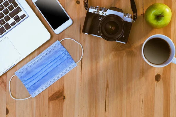 Top View Camera Laptop Computer Smart Phone Apple Facial Medical — Stock Photo, Image