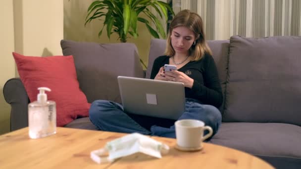 Young Turkish Woman Texting Her Smartphone While Sitting Sofa Coffee — Stock Video