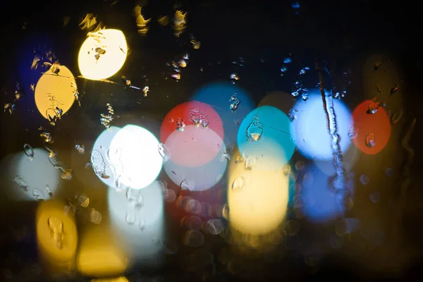 Leichter Bokeh Hintergrund Mit Wassertropfen Einer Regnerischen Nacht — Stockfoto