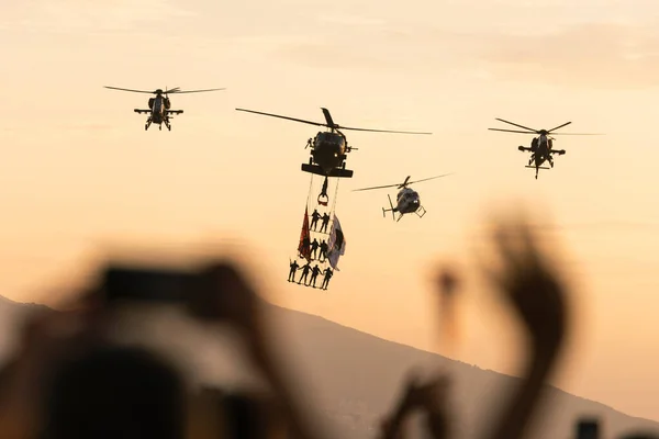 Izmir Turkiet September 2021 Turkiska Atak Police Helikopter Och Polisens — Stockfoto