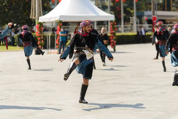 Izmir Turkey September 2021 People Performing Zeybek Dance Liberty Day — Stock Photo, Image