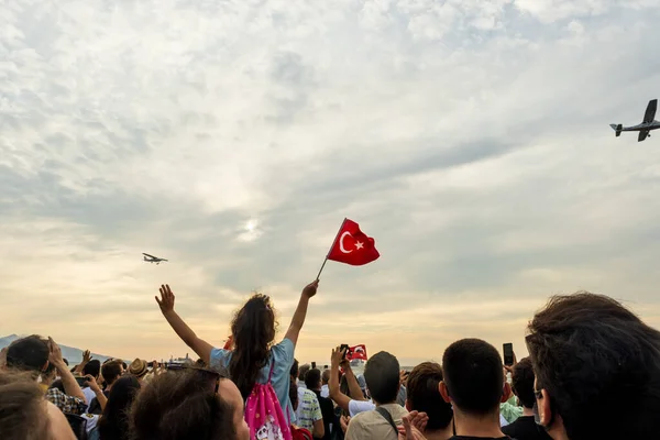 Izmir Turchia Settembre 2021 Aereo Che Vola Cielo Nel Giorno — Foto Stock