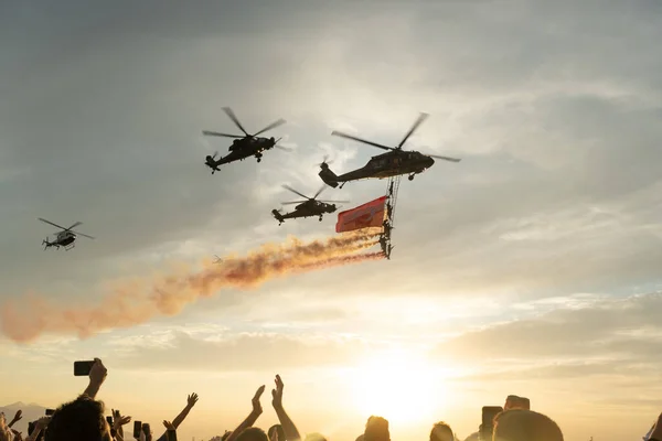 Izmir Turquia Setembro 2021 Helicóptero Polícia Turca Atak Forças Especiais — Fotografia de Stock