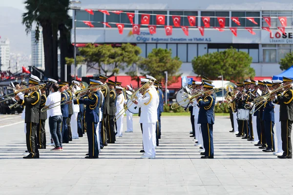 Izmir Türkei August 2021 Militärkapelle Spielt Den Tag Des Sieges — Stockfoto
