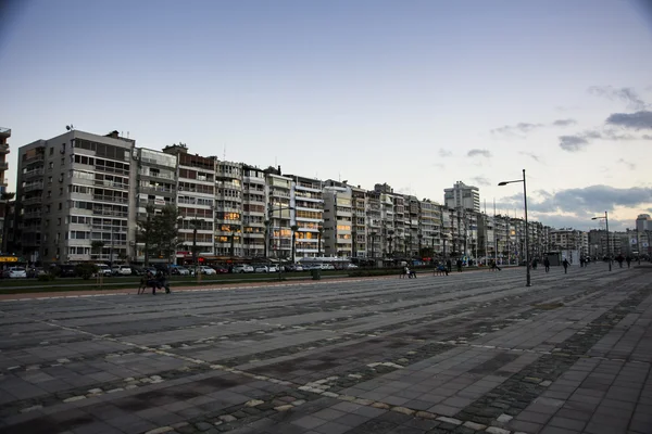 Alsancak al anochecer . — Foto de Stock