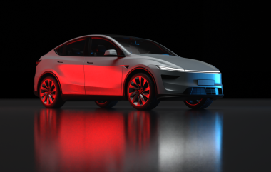 Gri renkli modern elektrikli arabanın 3 boyutlu görüntüsü, mavi ve kırmızı ışığın altında hafif sağ ön görüş, siyah arkaplan.