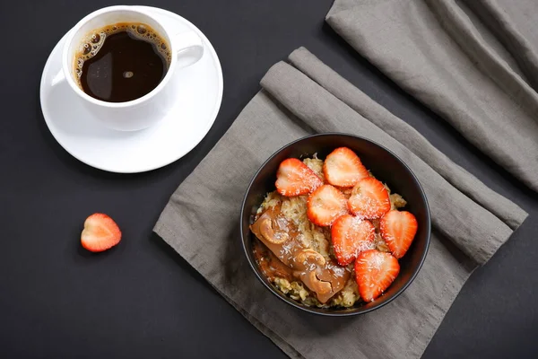Haferflocken Mit Erdbeeren Und Kaffee Kochen Lebensmittel — Stockfoto