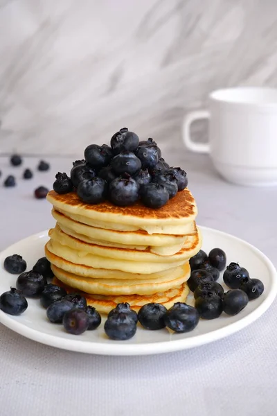 Pfannkuchen Mit Blaubeeren Beeren Amerikanische Pfannkuchen — Stockfoto